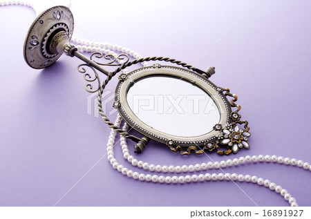 Women's Accessories 16891927