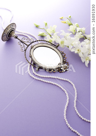 Women's Accessories Women's Accessories 16891930