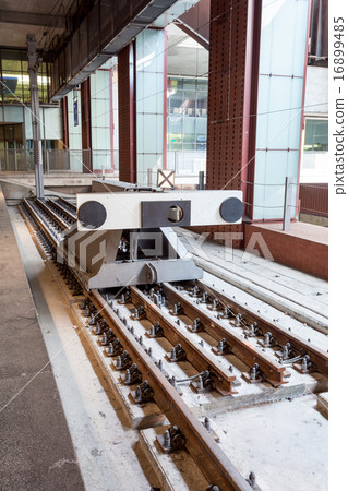 end train station end train station 16899485