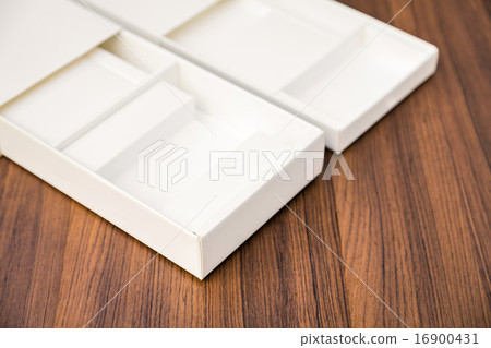 Download Blank white box mock up on wood background-图库照片 [16900431 ...