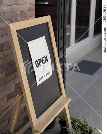 Word sign on vintage chalk board of coffee shop Word sign on vintage chalk board of coffee shop 16900652