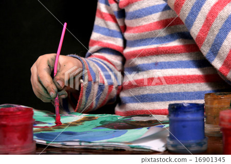 drawing child 16901345