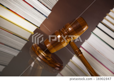 Law and justice concept, wooden gavel Law and justice concept, wooden gavel 16902847