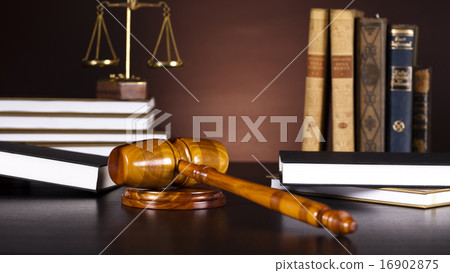 Law and justice concept, wooden gavel Law and justice concept, wooden gavel 16902875