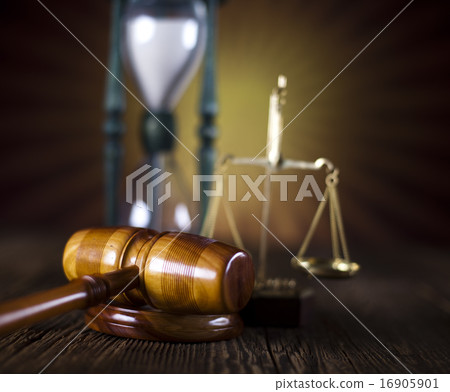 Judges wooden gavel, ambient light vivid theme Judges wooden gavel, ambient light vivid theme 16905901