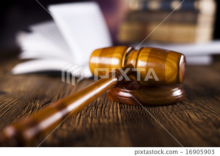 Judges wooden gavel, ambient light vivid theme Judges wooden gavel, ambient light vivid theme 16905903