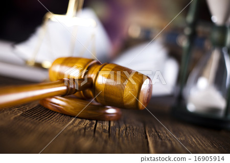 Justice Scale and Gavel, ambient light vivid theme 16905914