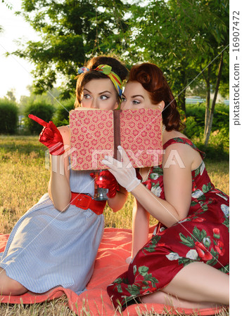 girlfriends spying 16907472