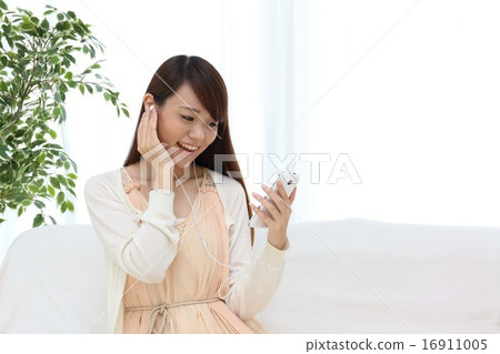 一個女人在他的tw 16911005