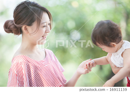 母親 媽媽 笑容 16911139