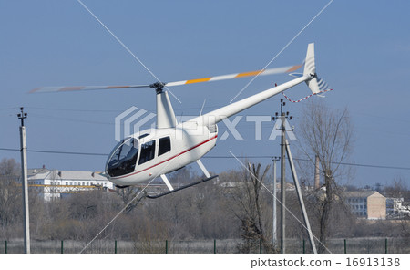 Helicopter R44 Robinson Raven 1 flying 16913138
