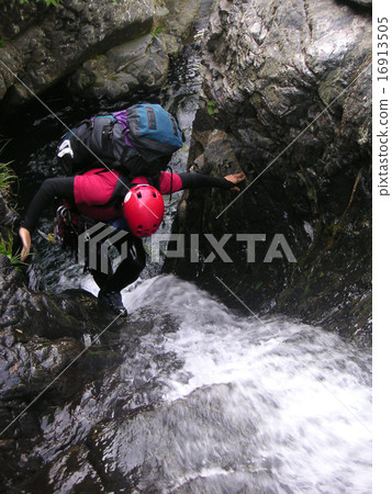 Sawa climbing Sawa climbing 16913505