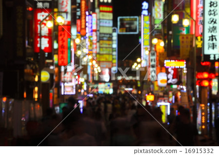 新宿歌舞伎町(娛樂區)的背景素材圖片 新宿歌舞伎町(娛樂區)的背景素材圖片 16915332