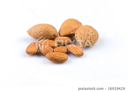 Dried almonds Dried almonds 16919429