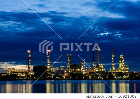 Refinery plant area at twilight Refinery plant area at twilight 16921302