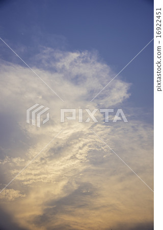 Clouds with sunset light Clouds with sunset light 16922451