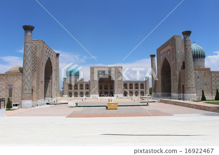 撒馬爾罕的景點Registan Plaza Uzbekistan 撒馬爾罕的景點Registan Plaza Uzbekistan 16922467