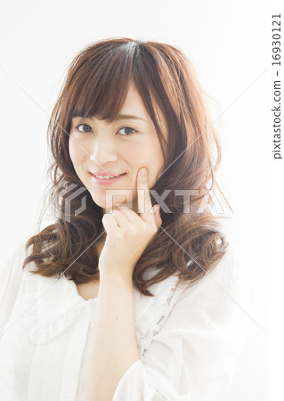 Portrait young lady 16930121