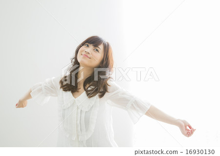 增加肖像的年輕女子 增加肖像的年輕女子 16930130