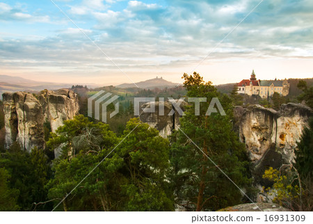 Sandstone formations in Bohemian Paradise, hdr Sandstone formations in Bohemian Paradise, hdr 16931309