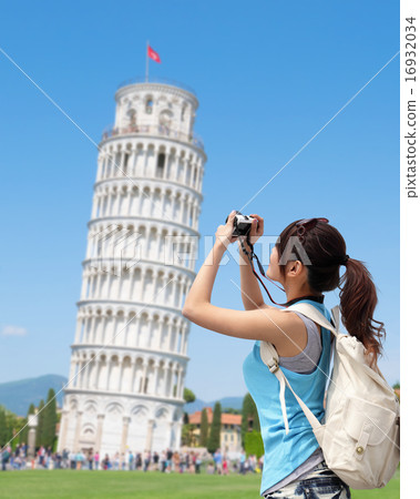 Happy woman travel in Italy 16932034