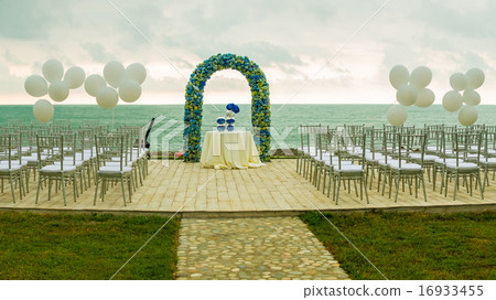beach wedding arch 16933455