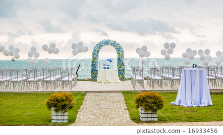 beach wedding arch 16933456