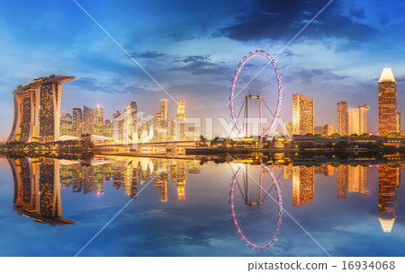Singapore Skyline and view of Marina Bay Singapore Skyline and view of Marina Bay 16934068