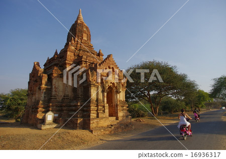Myanmar / Bagan 16936317