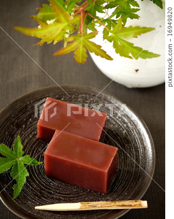 水藤黑碟版（垂直位置） 16949820