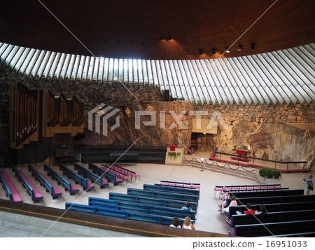 Temppeliaukkio church 16951033