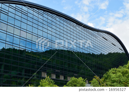 Kyushu National Museum 16956327