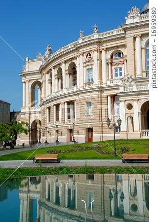 Facade of opera house in Odessa, Ukraine Facade of opera house in Odessa, Ukraine 16959380