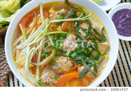 Vietnamese food, bun rieu, bunrieu,Vietnam eating 16961437
