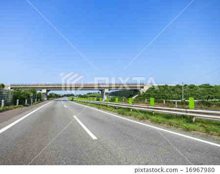 Tohoku Expressway 16967980