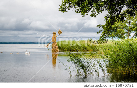 Summer view to the Curonian Lagoon 16970781