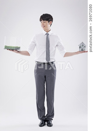 一個年輕的商人 一個年輕的商人 16971080