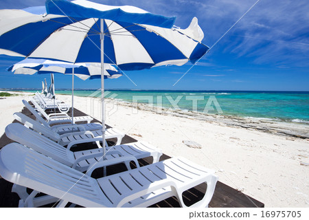 Beach of Okinawa and Nagan Island 16975705