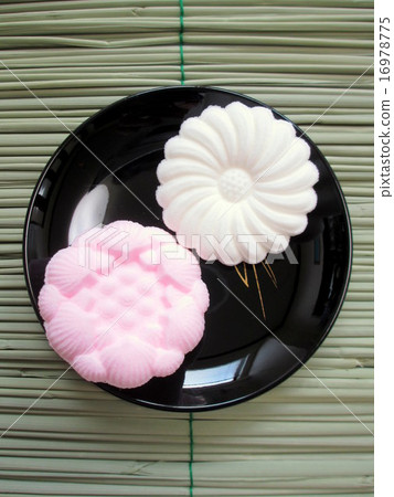 墮落的沙漠和休閒的禮物 16978775