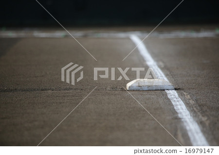 First base base 16979147