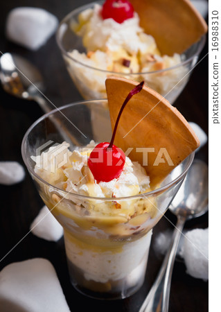 ice cream ice cream 16988310