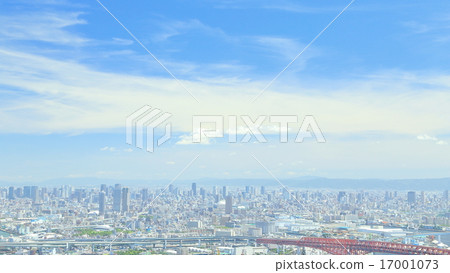 城市景觀(大阪市和藍天的建築物) 城市景觀(大阪市和藍天的建築物) 17001073