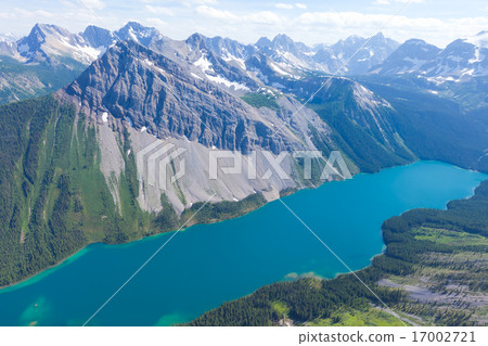 canadian rockies 17002721