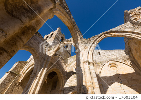 abandoned of Church of Santa Eulalia in Palenzuela 17003104