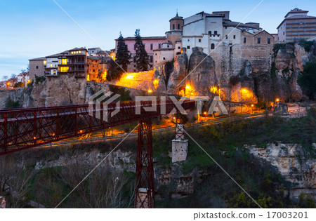 Hanging houses on rocks in early morning. Cuenca Hanging houses on rocks in early morning. Cuenca 17003201