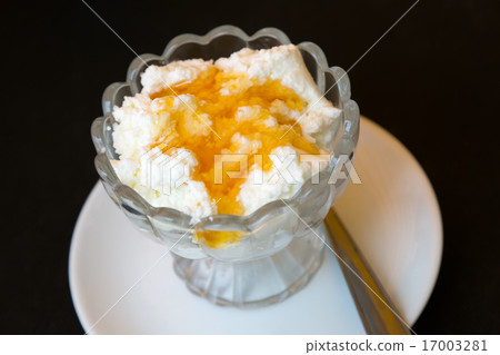 Mato with honey Mato with honey 17003281