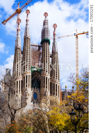 Basilica and Expiatory Church of the Holy Family Basilica and Expiatory Church of the Holy Family 17003291