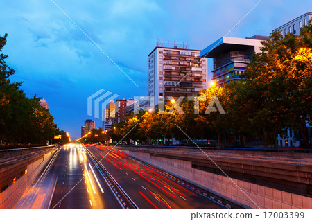 Paseo de la Castellana in summer evening. Madrid, Spain 17003399
