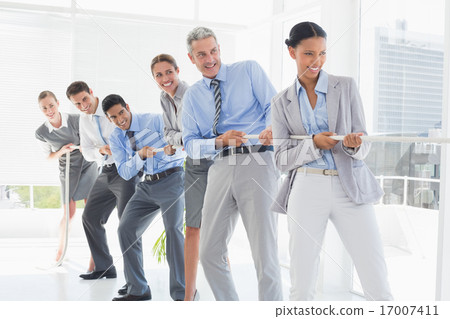 Business people pulling rope 17007411