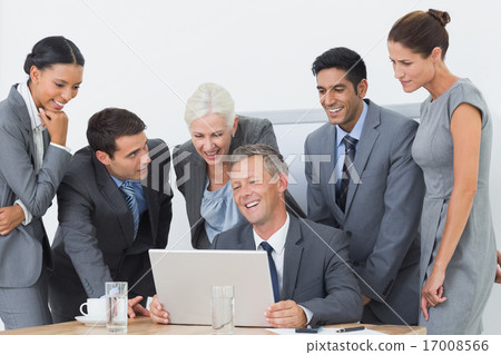 Business people using laptop Business people using laptop 17008566